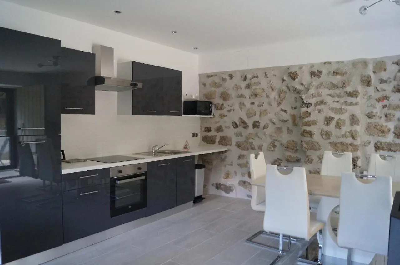 Holiday home Gite En Ardeche En Face De La Riviere Usclades-et-Rieutord